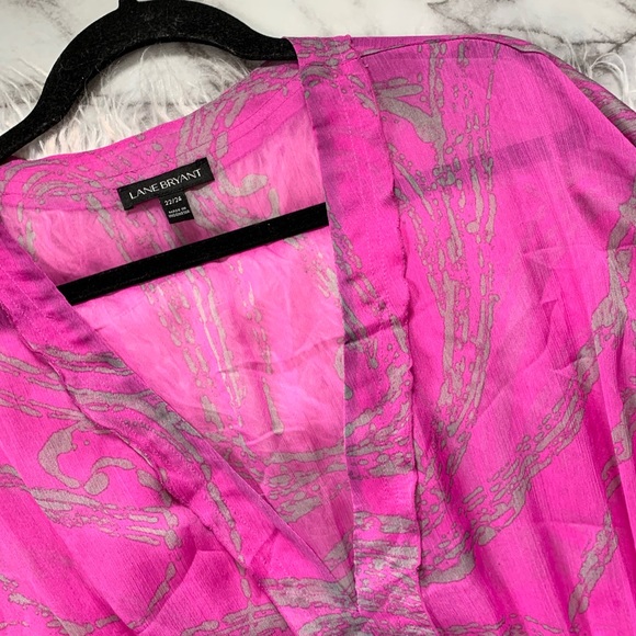 SOLD✨Lane Bryant V neck Polyester Sheer Blouse - Picture 8 of 8